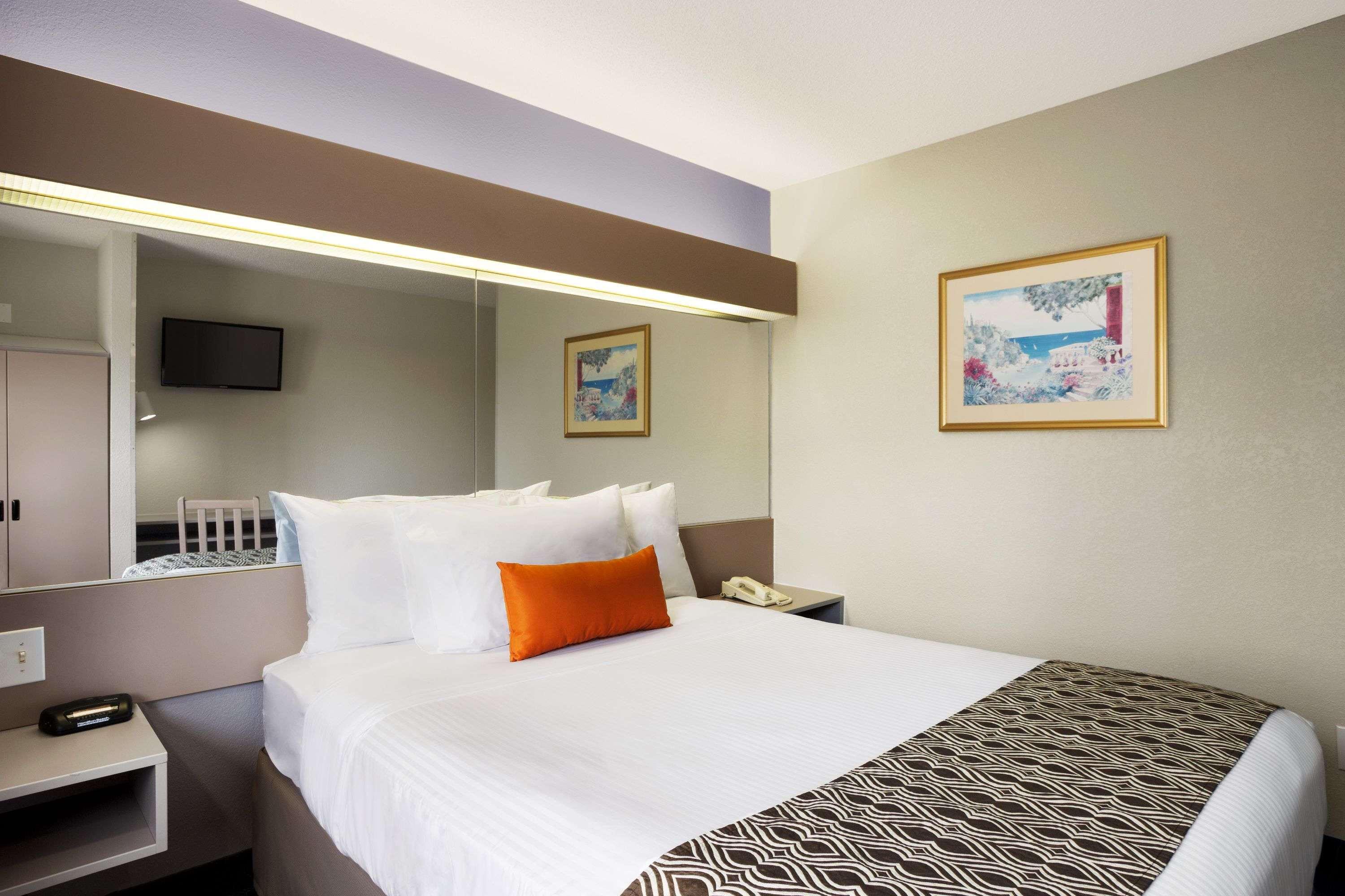 Microtel Inn By Wyndham Louisville East Ngoại thất bức ảnh